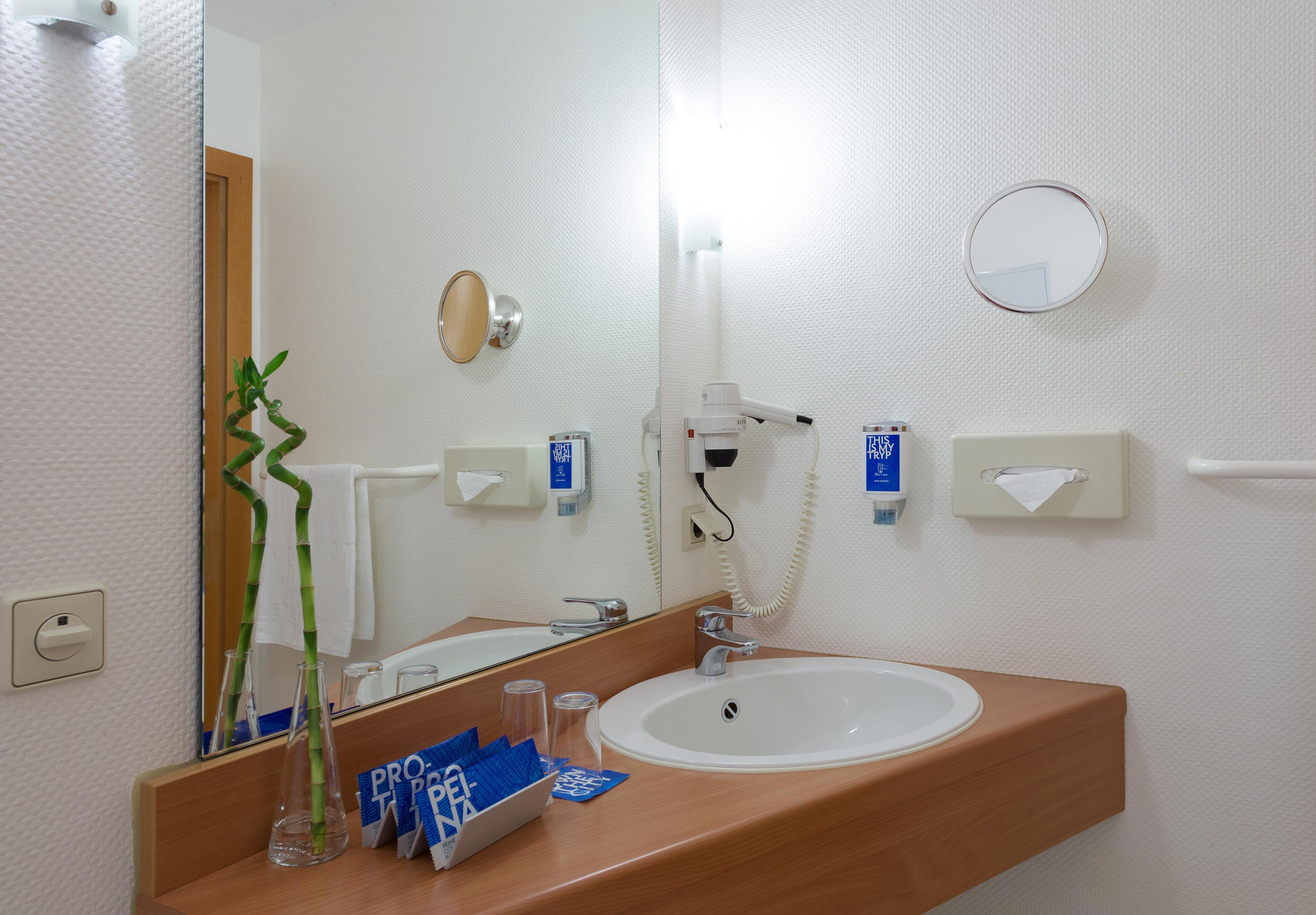 מלון Courtyard By Marriott דורטמונד מראה חיצוני תמונה